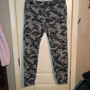 Size Large Women's Grey Camo Jogger Pants - Casual Everyday Wear